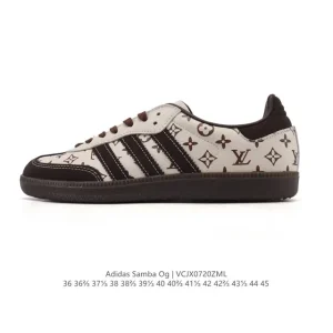 Adidas Samba OG Classic Leather Sneakers in White