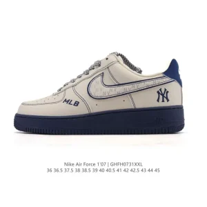 Nike Air Force 1 07 Low White Leather Sneakers with Air Cushioning