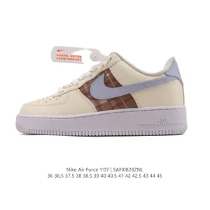 Nike Air Force 1 '07 Low White Leather Sneakers with Air Cushion