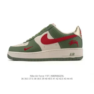 Nike Air Force 1 '07 Low White Leather Sneakers with Air Cushioning