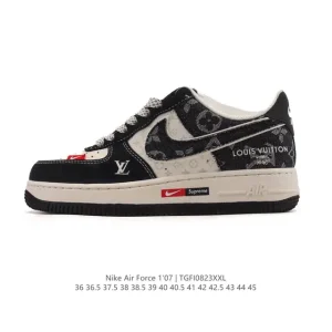 Nike Air Force 1 '07 Low White Leather Sneakers with Air Cushion