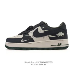 Nike Air Force 1 07 Low White Leather Sneakers with Air Cushioning