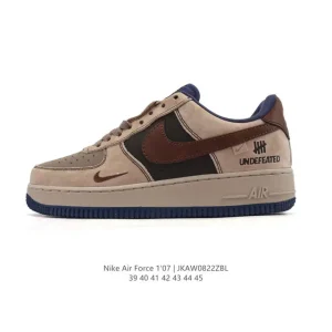 Nike Air Force 1 Low 07 White Leather Sneakers with Air Cushion Sole