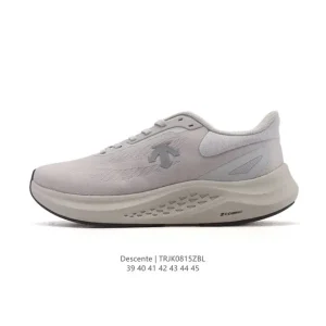 Descente Urban Outdoor Traxis Men's Lightweight Waterproof Sneakers