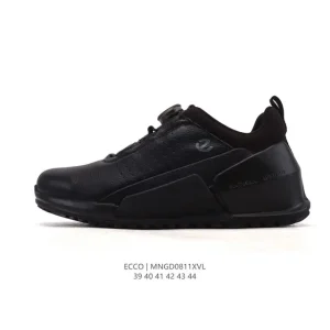 ECCO Men's Outdoor Hiking Shoes Breathable Lightweight Lace-Up Casual Sneakers