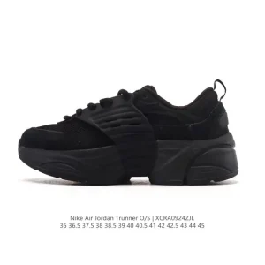 Jordan Trunner O S Retro Running Shoe with React Cushioning