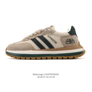 Balenciaga Men's Low-Top Lace-Up Sneakers with Thick Sole