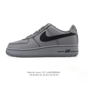 Nike Air Force 1 '07 Low White Leather Sneakers with Air Cushioning