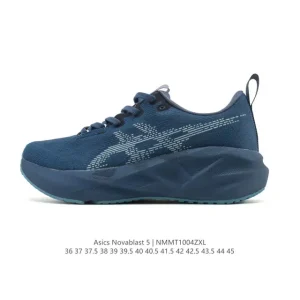 Asics Novablast 5 Lightweight Running Shoes with FF Blast Max Cushioning
