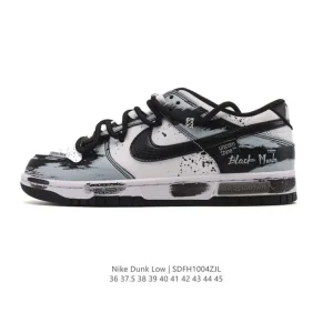 Nike Dunk Low Retro Vintage Basketball Sneakers with Double Laces