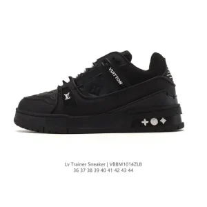 Louis Vuitton Trainer Sneaker Low Top Fashion Sneaker with Thick Sole