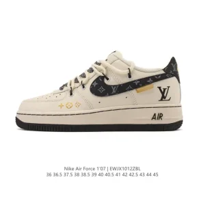 Nike Air Force 1 '07 Low White Casual Sneakers with Air Cushioning