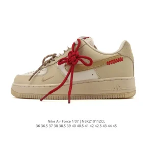 Nike Air Force 1 '07 Low White Leather Sneakers with Air Cushioning