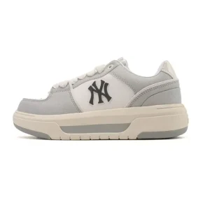 MLB Chunky Liner Mid Retro Streetwear Leather Sneakers with Reflective Details
