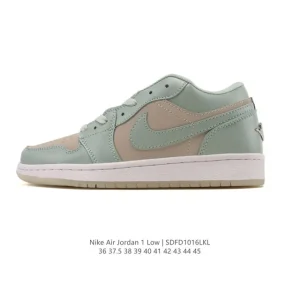 Jordan Air 1 Low Retro Basketball Shoes with Air Cushion Technology