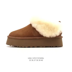 UGG Women's Winter Cozy Slipper with Big Fur Collar