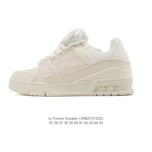 Louis Vuitton Trainer Low Sneaker in White Leather with 3D Logo
