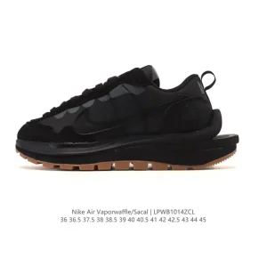 Nike Sacai Vaporwaffle Chukka Sneakers - Black White