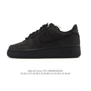 Nike Air Force 1 Low 07 Men's Casual Sneakers with Air Cushioning