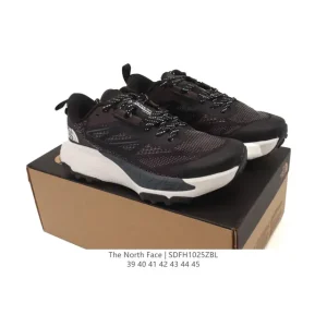 The North Face Men's Altamesa 500 Outdoor Hiking Shoes