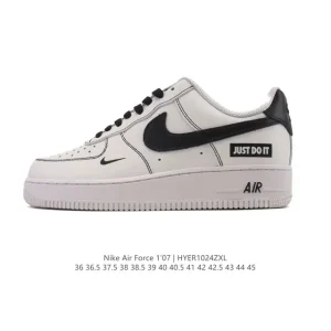 Nike Air Force 1 '07 Low White Leather Sneakers with Air Cushioning