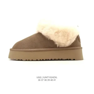 UGG Women's Winter Cozy Slipper with Fluffy Collar