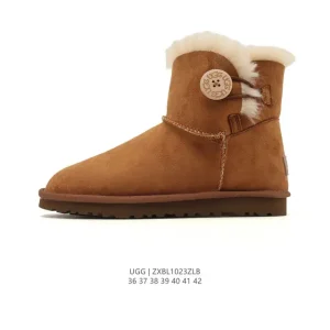 UGG Classic Short Treadlite Sheepskin Winter Boots
