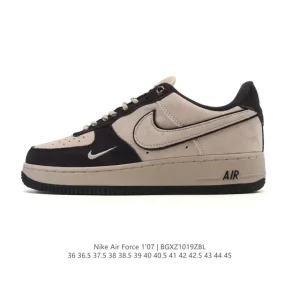 Nike Air Force 1 '07 Low White Leather Sneakers with Air Cushioning