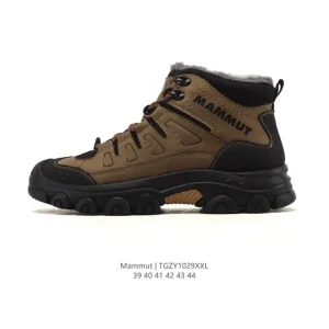 Mammut Men's Advanced Hiking Boots with Enhanced Grip and Support