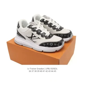 Louis Vuitton Classic White Leather Sneakers for Men and Women