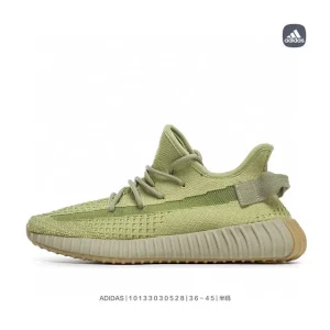 Mystery Box 2 Pairs Yeezy 350 Boost Random Color Size 36-45