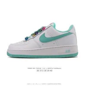 Nike Air Force 1 '07 Low White Leather Sneakers with Air Cushion