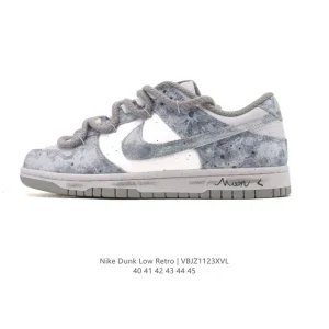 Nike SB Dunk Low Pro Retro Skateboarding Shoes for Men and Women
