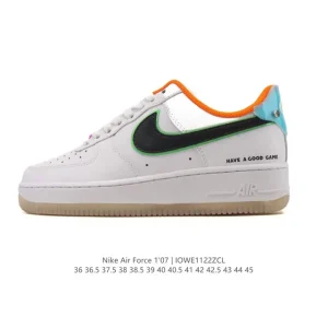 Nike Air Force 1 '07 Low White Leather Sneakers with Air Cushioning