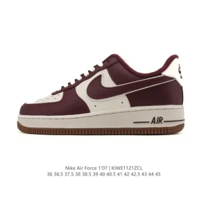 Nike Air Force 1 '07 Low White Leather Sneakers with Air Cushioning