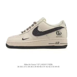 Nike Air Force 1 '07 Low White Leather Sneakers with Air Cushioning
