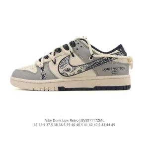 Nike Dunk Low Retro Vintage Basketball Shoes with Dual Laces and Foam Midsole