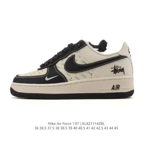 Nike Air Force 1 '07 Low White Leather Sneakers with Air Cushioning