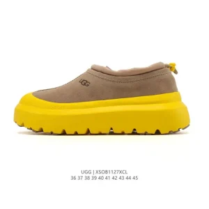 UGG Retro Low-Top Sneakers with Wool Lining and Thick Sole