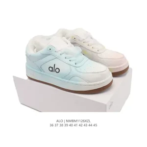 Alo Yoga Recovery Mode Sneaker White Comfortable Thick Sole Low Cut