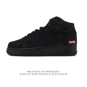 Nike Air Force 1 07 Low White Leather Sneakers with Air Cushioning
