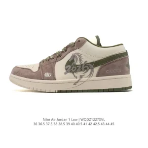 Jordan Air 1 Low Retro Basketball Shoes with Air Cushion