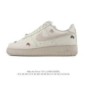 Nike Air Force 1 Low 07 Men's Casual Sneakers with Air Cushioning