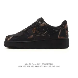 Nike Air Force 1 '07 Low White Leather Sneakers with Air Cushioning
