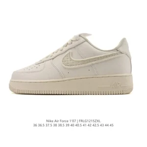 Nike Air Force 1 '07 Low White Leather Sneakers with Air Cushioning