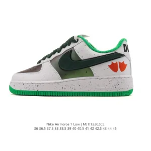 Nike Air Force 1 07 Low White Leather Sneakers with Air Cushion
