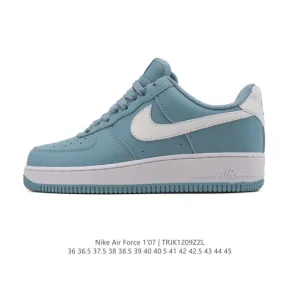 Nike Air Force 1 '07 Low White Leather Sneakers with Air Cushioning