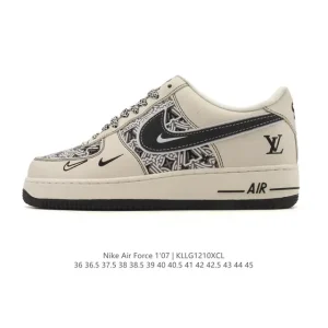 Nike Air Force 1 '07 Low White Leather Sneakers